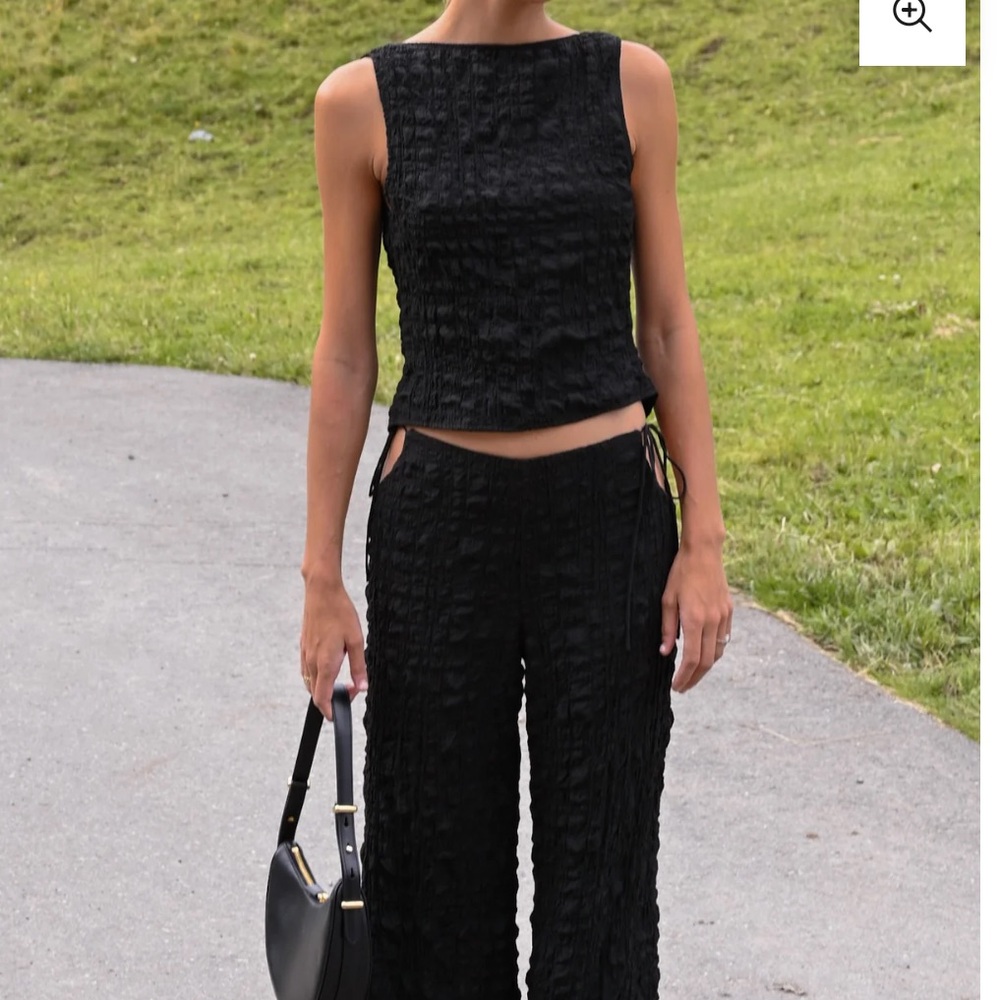 Yellow the Label Tatum Set